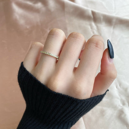 [Luck&Love]Delicate Sparkling Round Cut Daily Ring