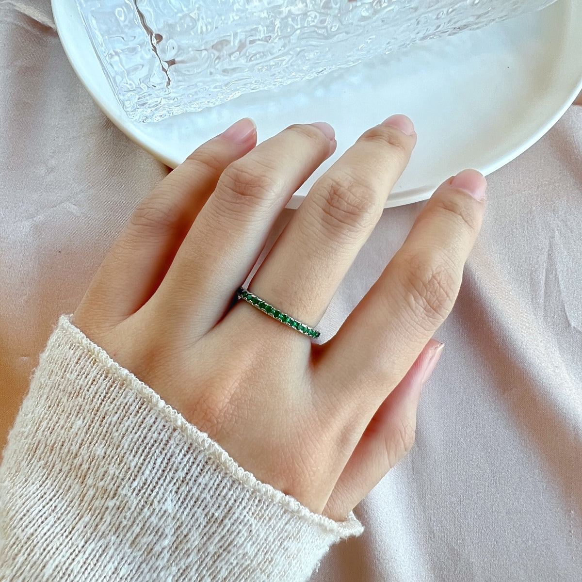 [Luck&Love]Delicate Sparkling Round Cut Daily Ring