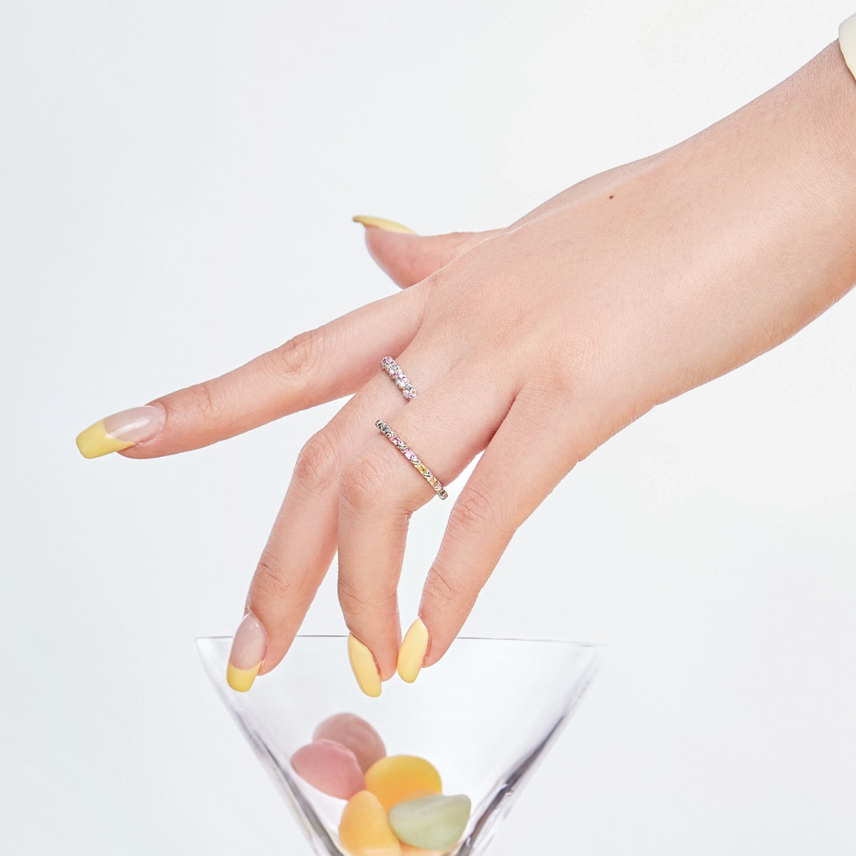 [Luck&Love]Dainty Ebullient Round Cut Daily Ring